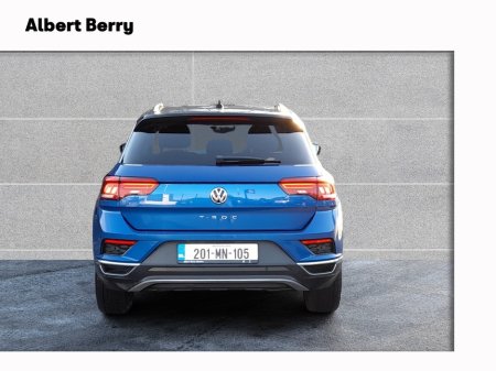 2020 Volkswagen T-Roc DESIGN 1.6 TDI MANUAL 6SPEED FWD 115BHP 5 5DR €21,950 thumbnail