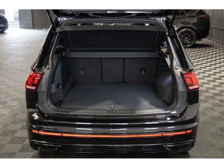 2024 Volkswagen Tiguan - thumbnail 13