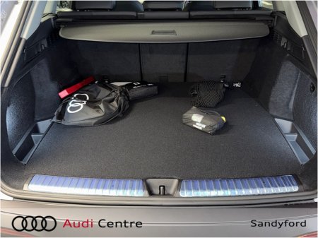 2026 Audi Q5 SUV SE e-hybrid quattro 220 kW S tronic €71,472 thumbnail