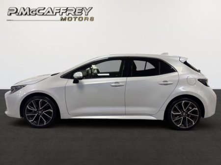 2020 Toyota Corolla 1.8 Hybrid Luna Sport Hatchback €21,495 thumbnail