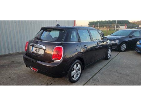 2016 MINI Cooper - view 3