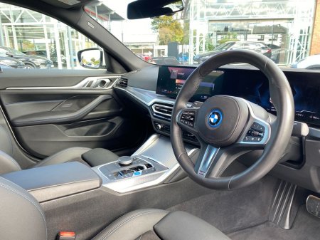2024 BMW i4 - thumbnail 9