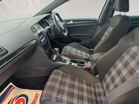 2015 Volkswagen Golf - thumbnail 17