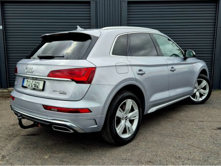 2021 Audi Q5 S LINE 50 TFSI E €39,995