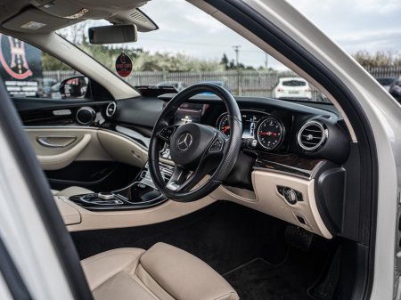 2016 Mercedes-Benz E Class - thumbnail 10