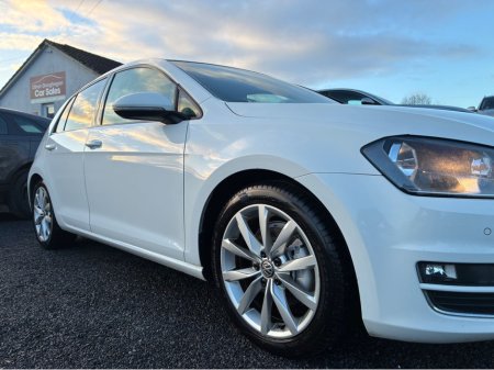 2016 Volkswagen Golf HIGHLINE 1.6 TDI (CAMERA+NEW NCT) €11,500 thumbnail