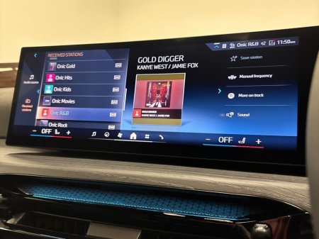 2026 BMW 3 Series - thumbnail 7