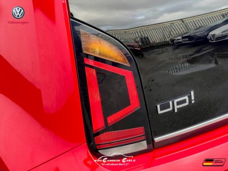 2017 Volkswagen up! - thumbnail 10