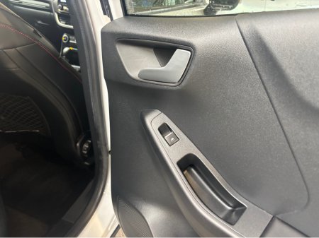 2023 Ford Puma - thumbnail 17