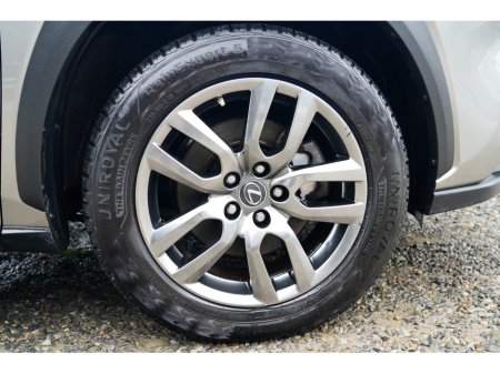 2018 Lexus NX 300 h - thumbnail 5