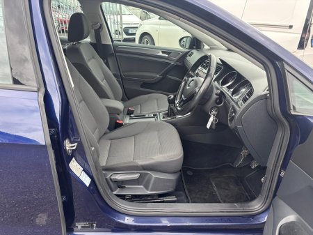 2017 Volkswagen Golf - thumbnail 12