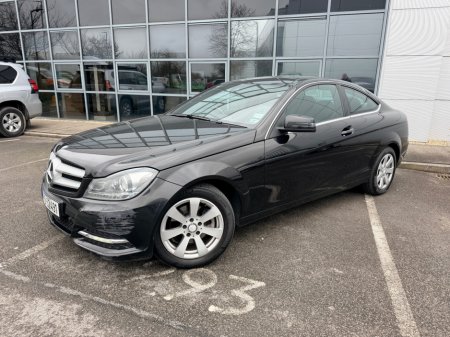 2014 Mercedes-Benz C Class - thumbnail 4