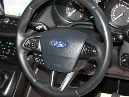 2019 Ford Kuga - thumbnail 12