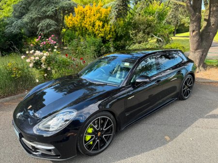 2018 Porsche Panamera SPT Turismo E HYB €62,884 thumbnail