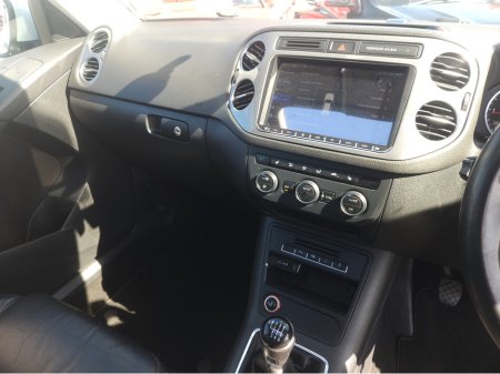 2016 Volkswagen Tiguan - thumbnail 7