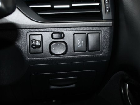 2016 Toyota Avensis - thumbnail 24