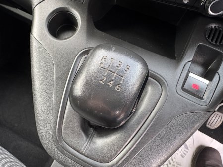 2022 Opel Combo - thumbnail 23