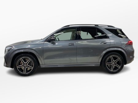 2025 Mercedes-Benz GLE Class - thumbnail 5