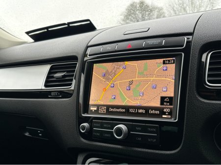 2015 Volkswagen Touareg FL 3.0 TDI 204BHP 5DR AU 240HP AUTO €17,999 thumbnail