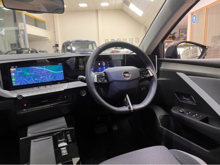 2024 Opel Astra Low Kms AUTOMATIC DIESEL As New **Finance Arranged/High Spec/Automatic www.bolands.ie Est.1955 €26,450 thumbnail