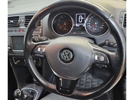2016 Volkswagen Polo - thumbnail 4