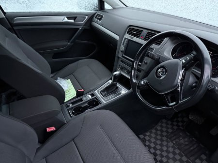 2017 Volkswagen Golf 1.2 TSI 110 bhp DSG Comfortline €15,995 thumbnail