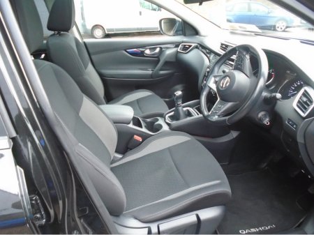 2019 Nissan Qashqai 1.3 SV MY19 4DR €14,950 thumbnail