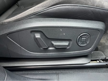 2020 Audi Q3 €34950! 2020 AUDI Q3 2.0 TDI S-LINE AUTOMATIC /  REVERSE CAMERA / HEATED SEATS / CRUISE CONTROL €35,950 thumbnail