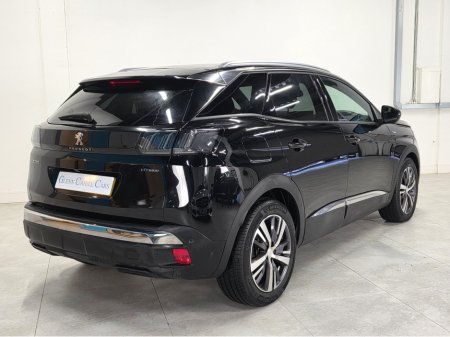 2023 Peugeot 3008 1.6 PHEV Allure Premium Plus 225 €29,750 thumbnail