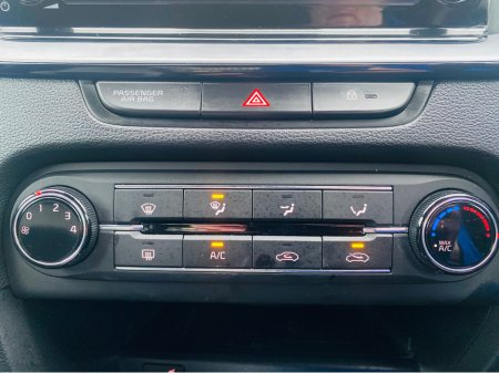 2021 Kia Ceed - thumbnail 19