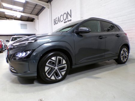 2022 Hyundai Kona 2022*ONLY 25,000 MILES*64KWH HYUNDAI KONA PREMIUM EV*484KM RANGE*FULL HYUNDAI SERVICE HISTORY*PREMIUM PACK*2 CHARGER*1 OWNER*FANTASTIC CONDITION SPEC Bluetooth,Apple car-play,Centre Armrest,Climate Co €21,900