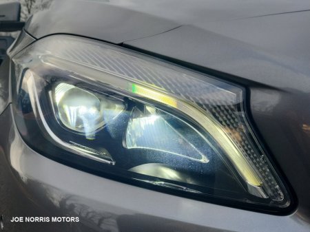 2017 Mercedes-Benz A Class A180 Sport €18,995 thumbnail