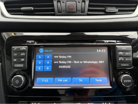 2017 Nissan Qashqai 1.5 Diesel SV €12,895 thumbnail