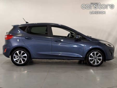 2020 Ford Fiesta - photo 2