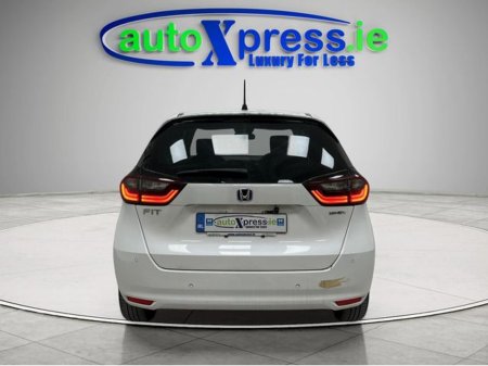 2022 Honda Fit 1.5 e:HEV BASIC Automatic, Reversing camera €17,895 thumbnail