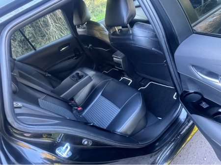 2021 Toyota Corolla - thumbnail 8