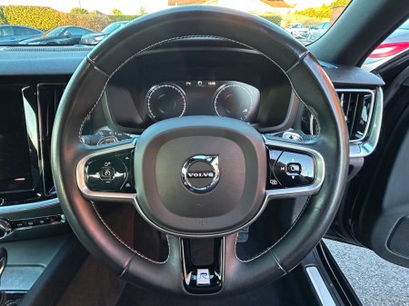 2019 Volvo S60 - thumbnail 30