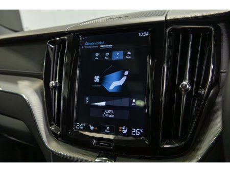 2020 Volvo XC60 - thumbnail 23