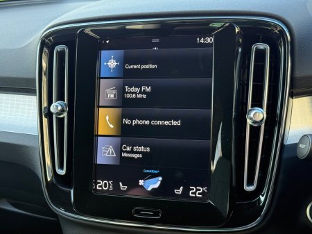 2023 Volvo XC40 - thumbnail 13