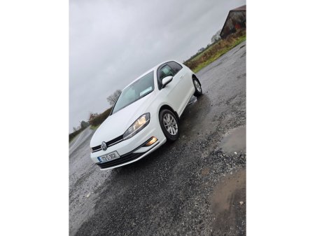 2017 Volkswagen Golf  €10,500 thumbnail
