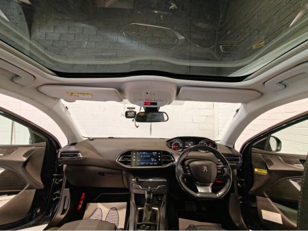 2018 Peugeot 308 - thumbnail 9