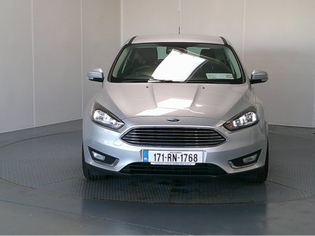 2017 Ford Focus - view 2