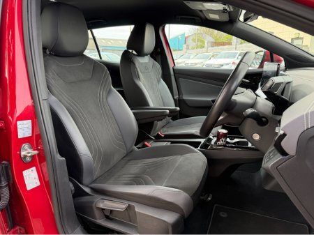 2023 Volkswagen ID.4 - thumbnail 13