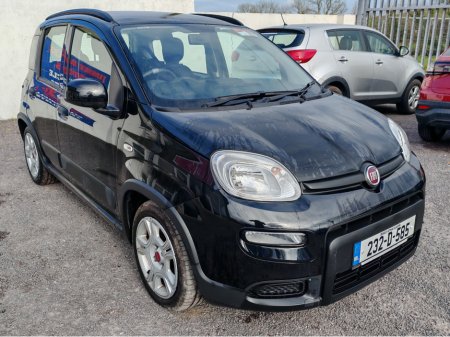2023 Fiat Panda 1.0 MHEV 5DR €13,400