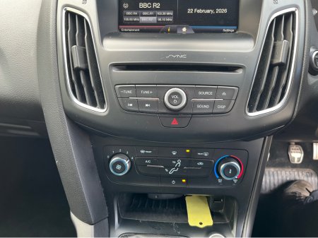 2016 Ford Focus ST-LINE 120PS 5DR €11,250 thumbnail