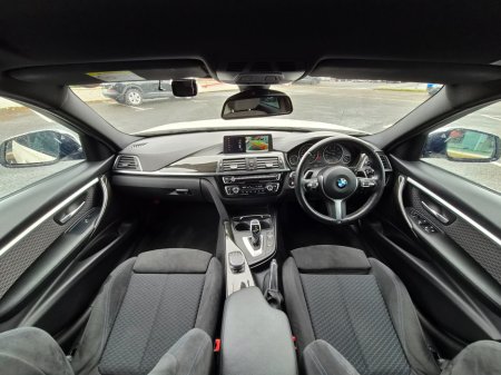 2018 BMW 3 Series - thumbnail 13