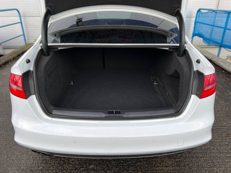 2014 Audi A4 S-LINE PLUS 2.0 TFSI // SERVICE HISTORY // DUAL ZONE CLIMATE CONTROL // 18" S-LINE ALLOYS €15,900 thumbnail