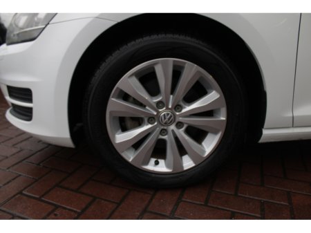 2016 Volkswagen Golf - thumbnail 22