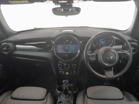 2023 MINI Hatch Electric Level 2 €21,900