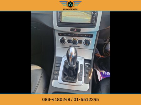 2013 Volkswagen Passat - thumbnail 27